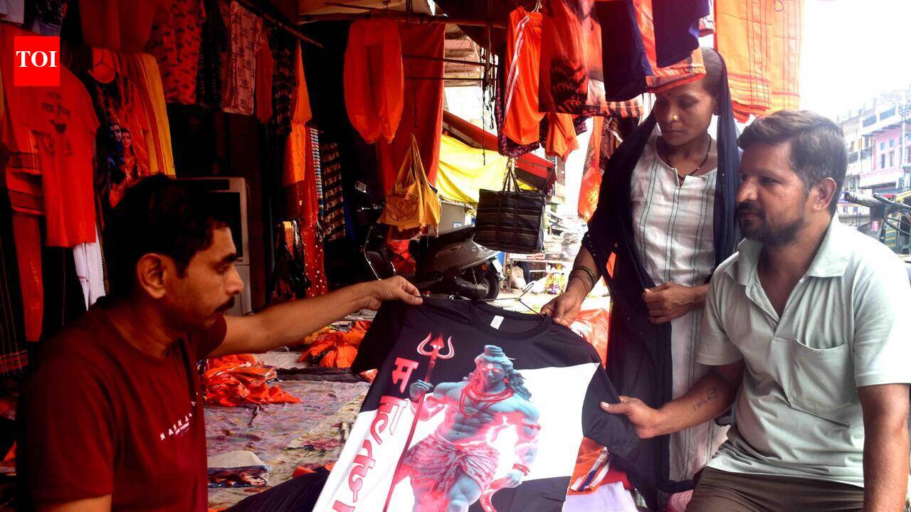 Kanwar merchandise sale picks up ahead of Shrawan | Prayagraj News