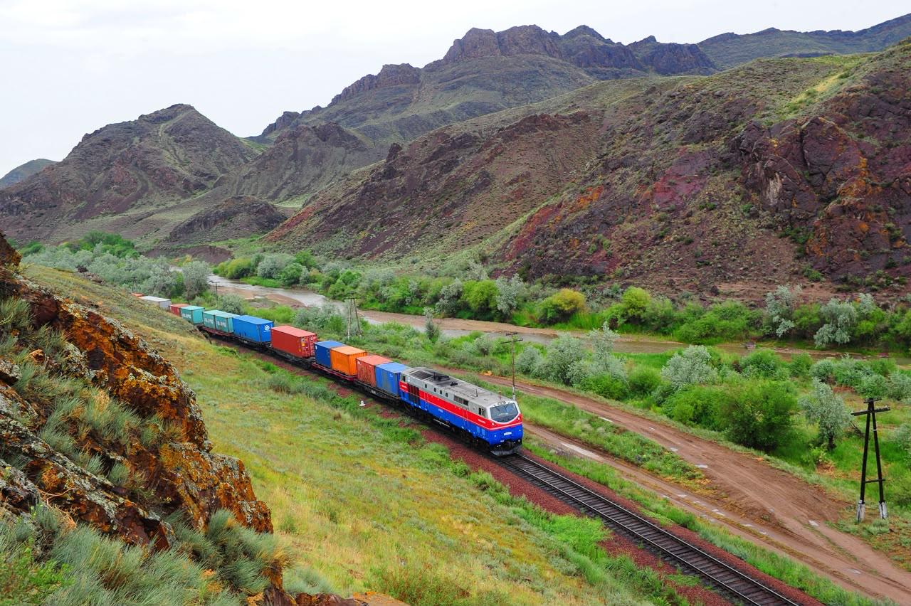 Kazakhstan's Rail Freight Growth Puts Infrastructure Expansion in Focus
