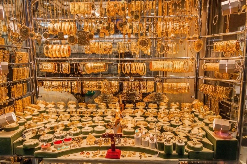 Kuwaitis purchased 4 tons of gold jewelry and 4.2 tons of gold bars and coins