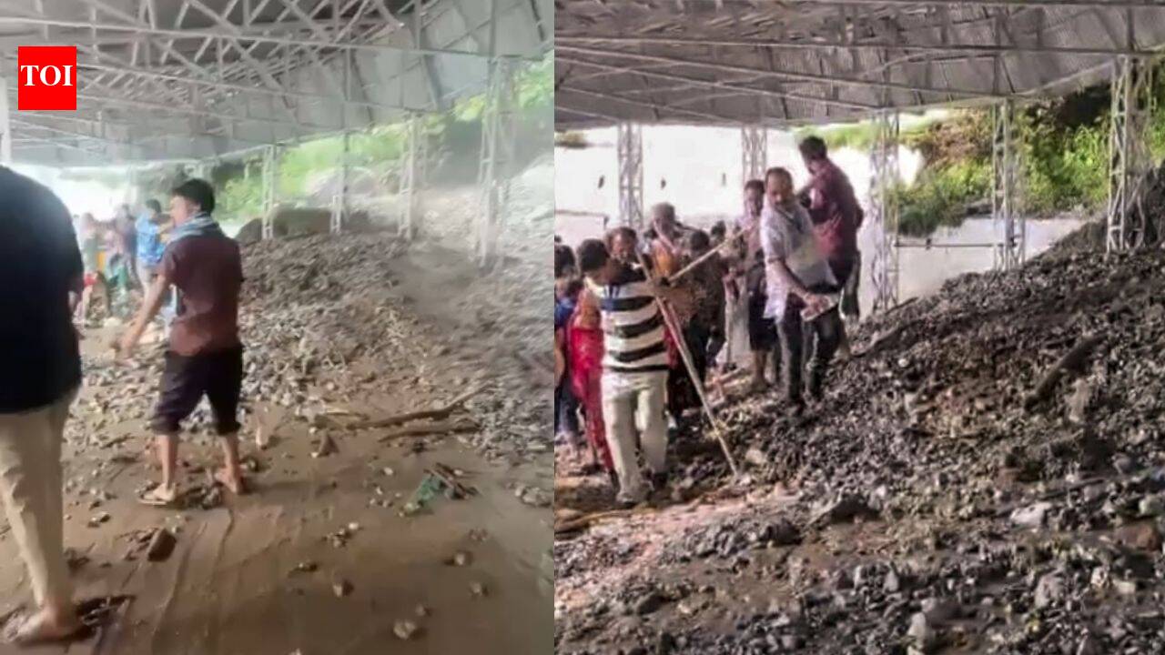 Landslide hits Vaishno Devi track at Himkoti; battery car service suspended | India News