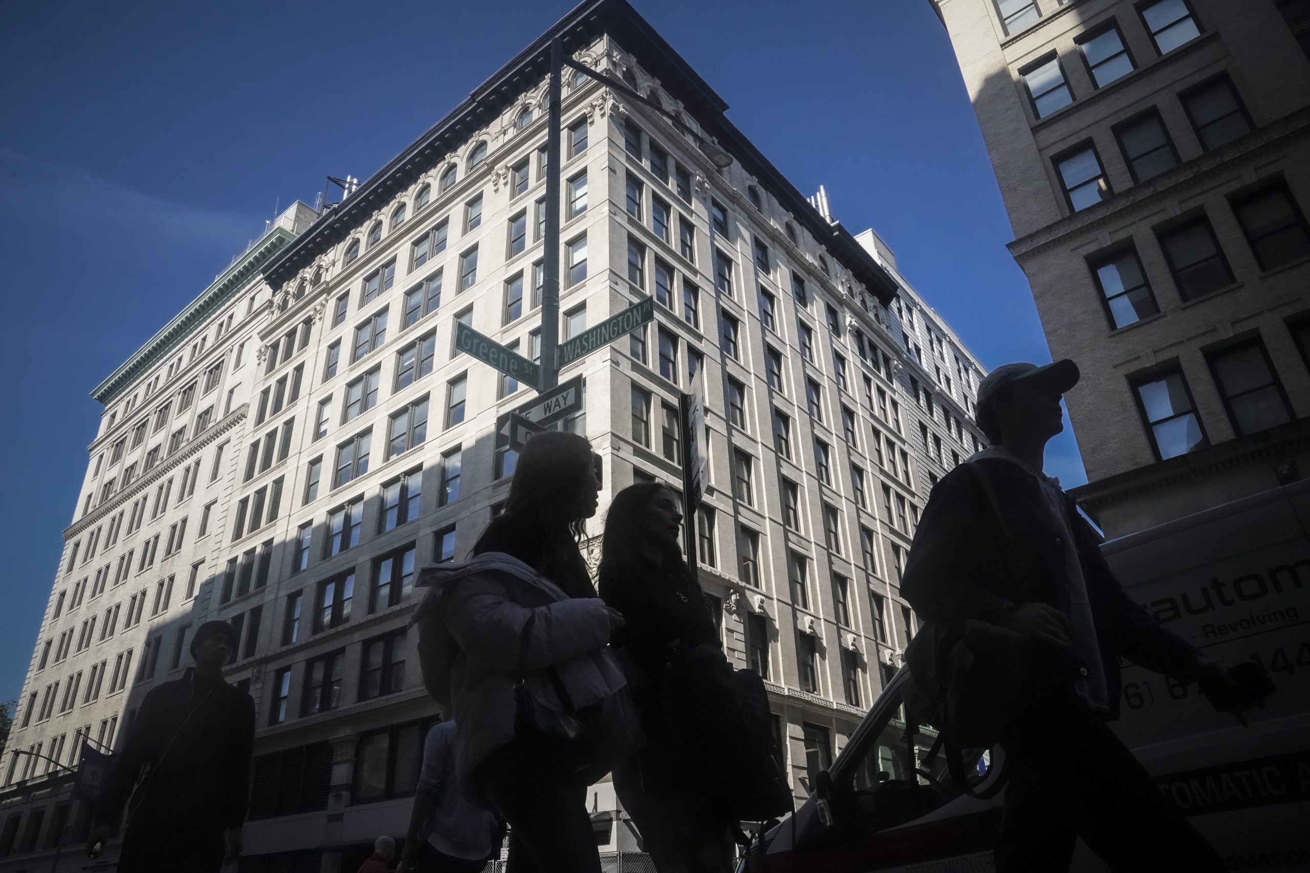 Language assistance options for immigrants in New York City