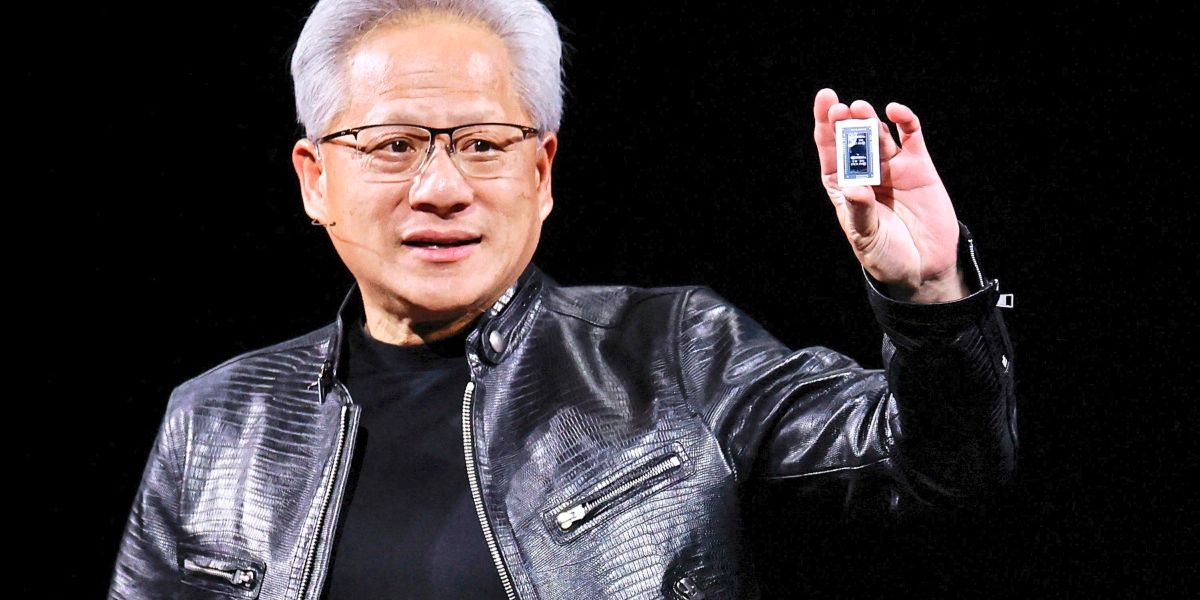 Lederjacke von Nvidia-CEO Jensen Huang steht bei Sotheby’s zum Verkauf - Webmix