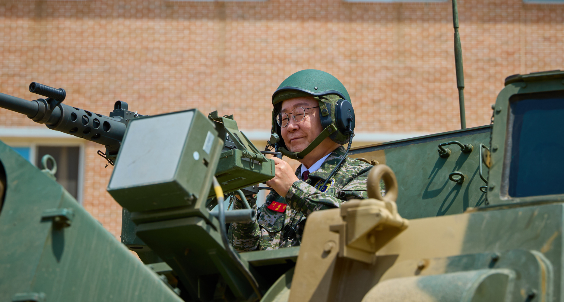 Lee heads to NATO summit as Seoul puts defense exports at center of diplomacy