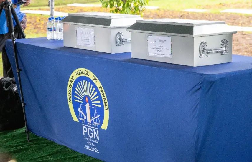 Lest We Forget: Panamanian Families Received the Remains of Two Victims Just Identified from the 1989 Invasion
