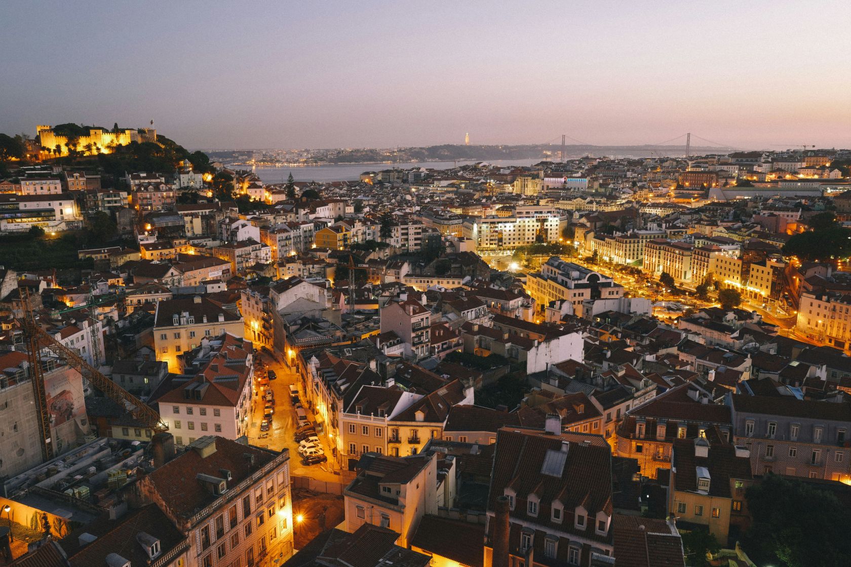 Lisbon wants to sell 10 properties at public auction
