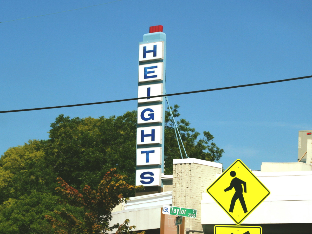 Little Rock police shoot dog, arrest owner in the Heights over the weekend