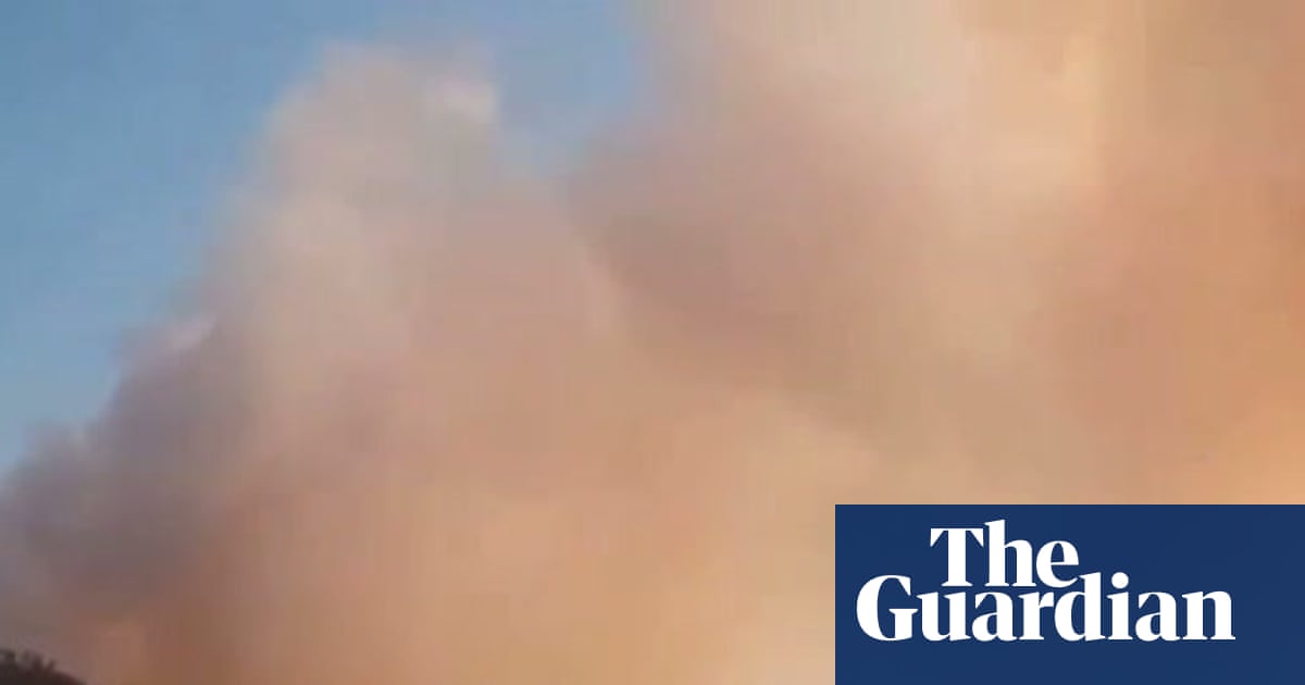 Major incident declared in Suffolk as 90 firefighters tackle wildfire on heathland | Suffolk