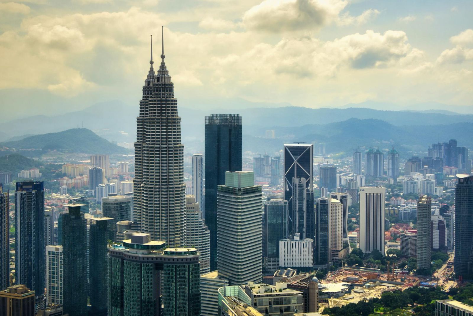 Malaysia: Netizens say enough is enough as more condos rise near KLCC