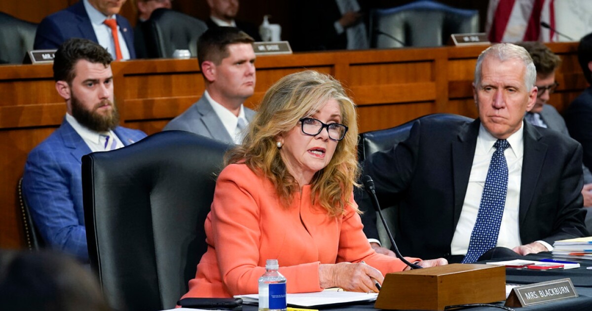 Marsha Blackburn faced Senate ethics probe