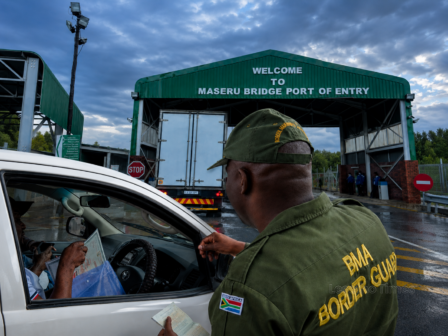 Maseru Bridge passport stamping syndicate under spotlight