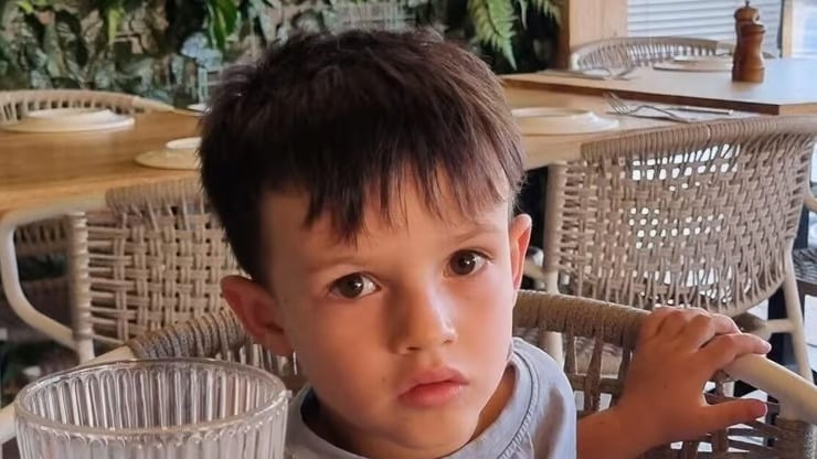 Massive manhunt underway for 4-year-old boy who went missing on Ashkelon beach