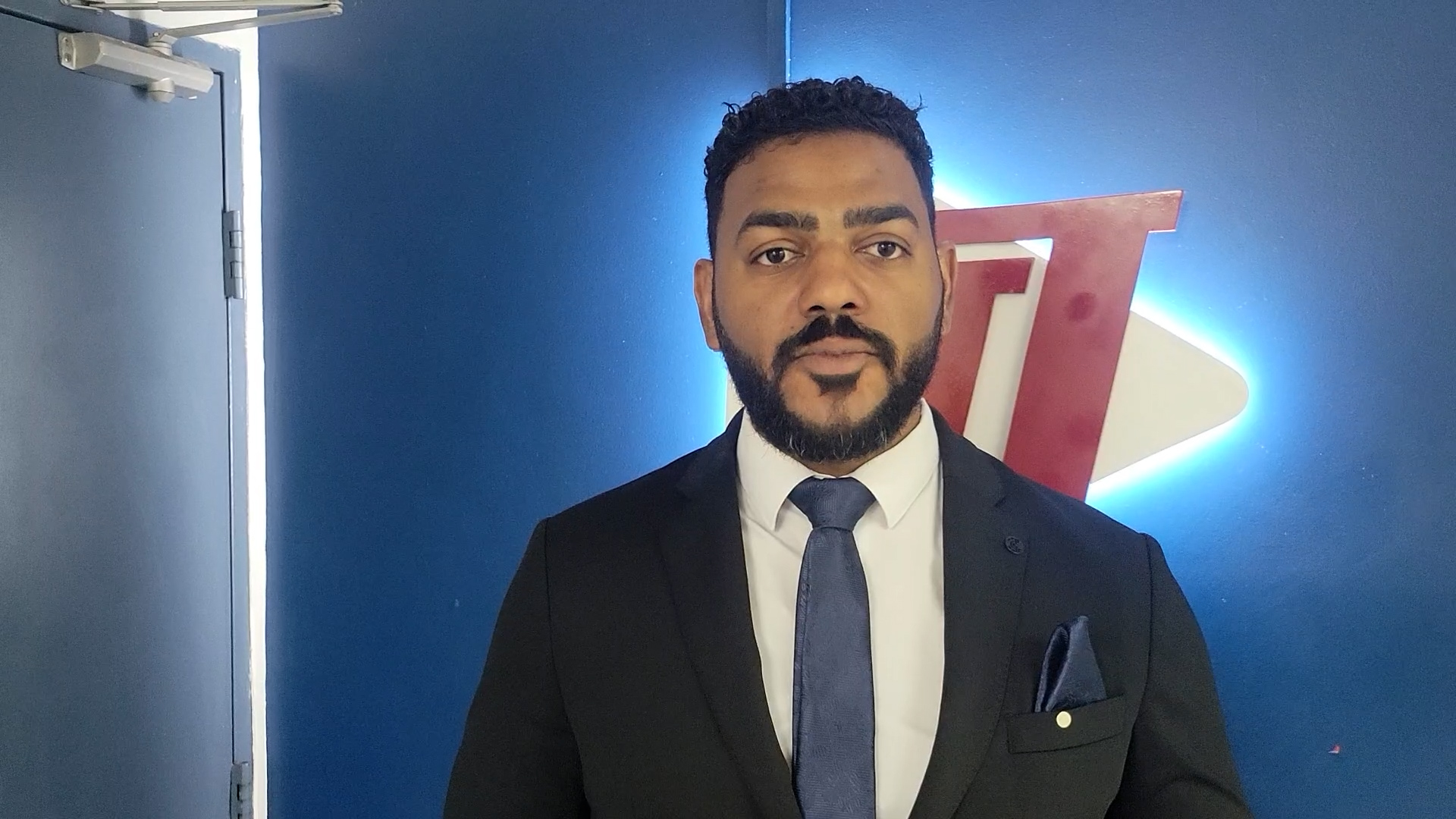 Minister Dominic Smith Defends Proposed AI Data Centre Amid Public Concerns