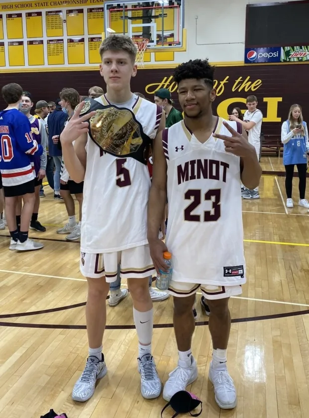 Minot High alumni launch hoops camp