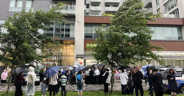 Montreal memorial marks end of shiva for shooting victim - Montreal