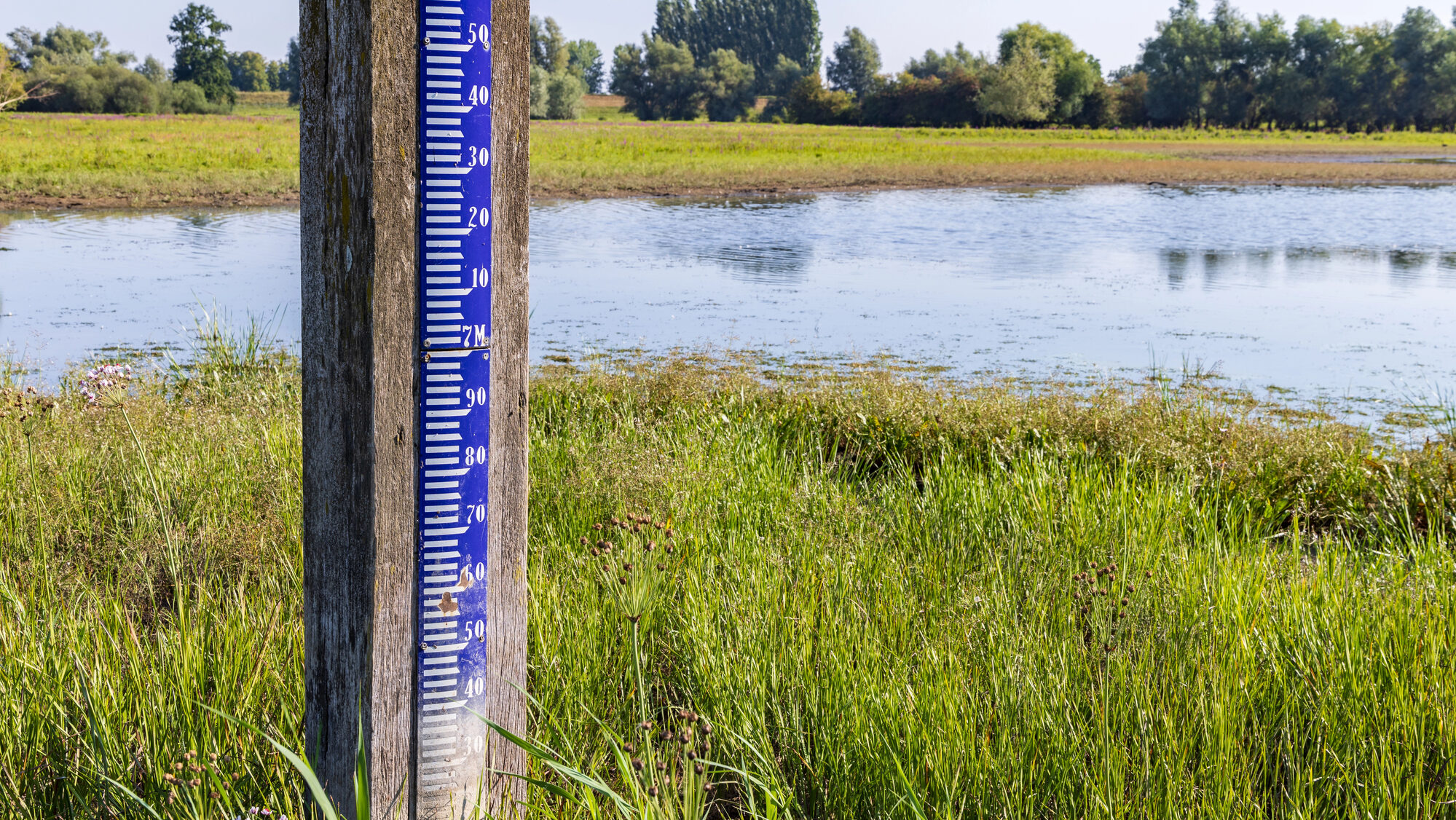 More sluice gates close but no national drought measures yet