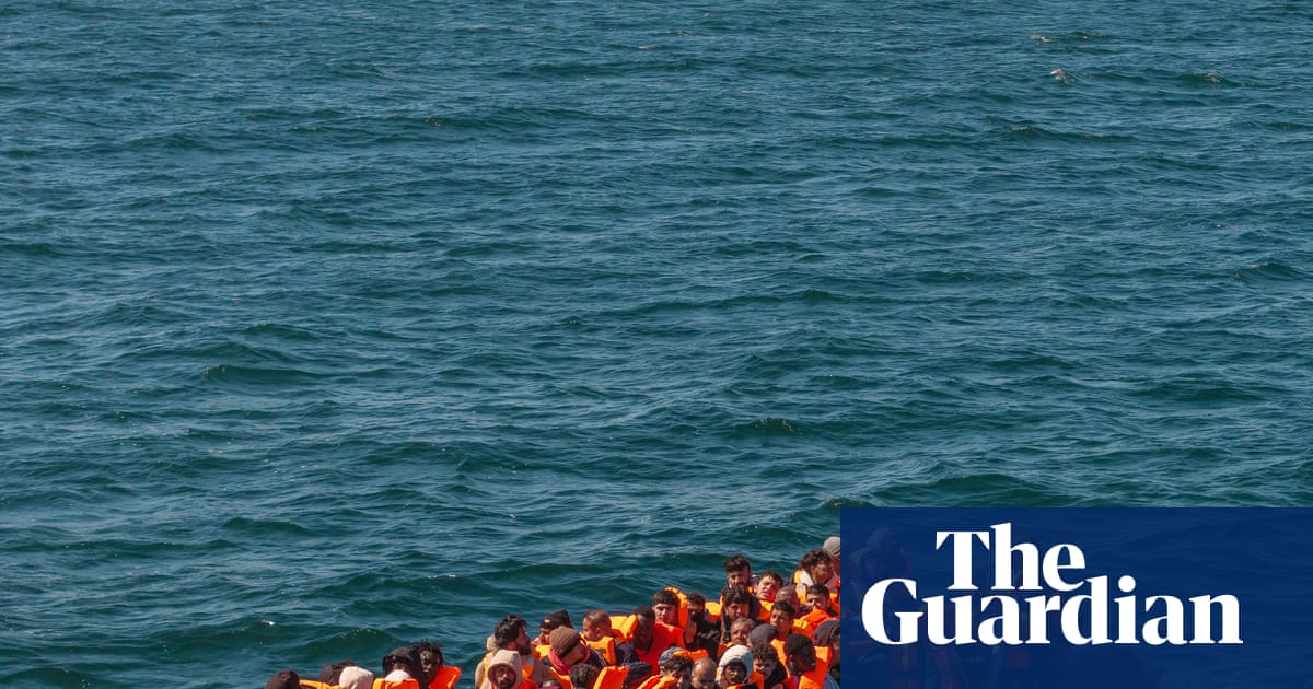 More than 16,000 refugees unable to reunite with families in UK, says Refugee Council | Refugees