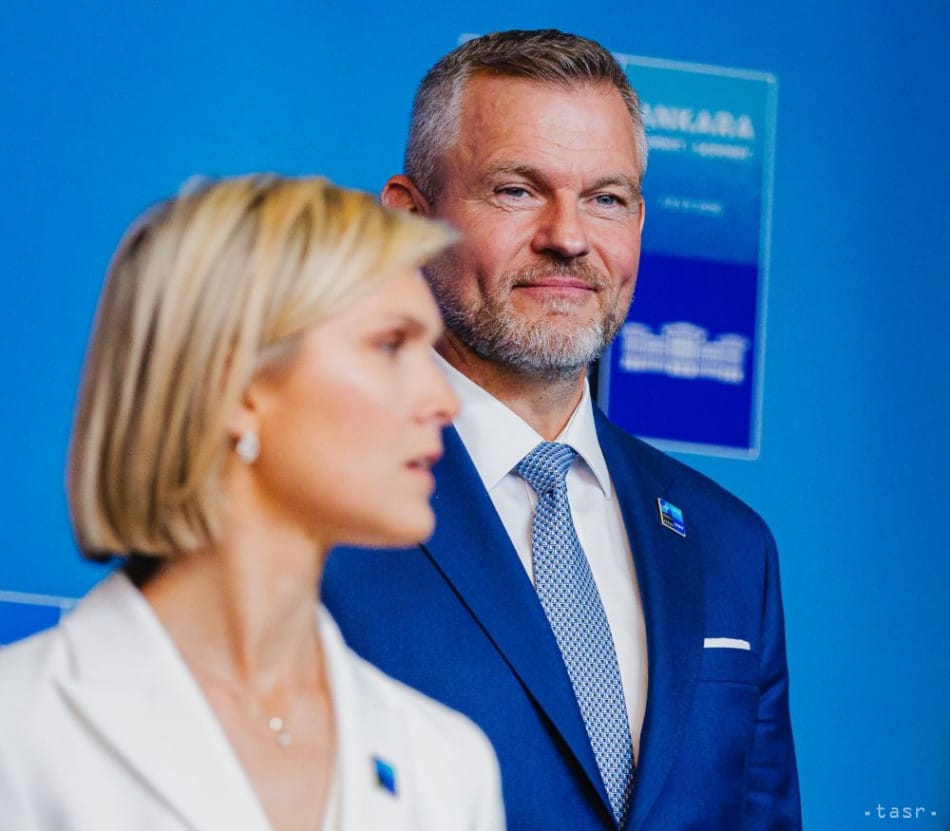 NATO Summit Constructive, A Show of Unity