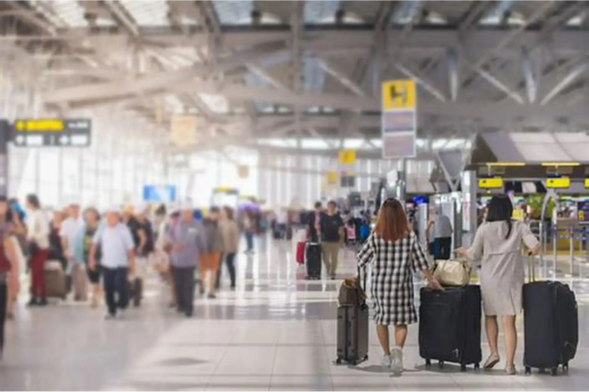 Nearly 310 million tourists traveled internationally in 2026