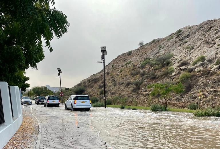 Oman forecasts continued thundershowers over Al Hajar mountains
