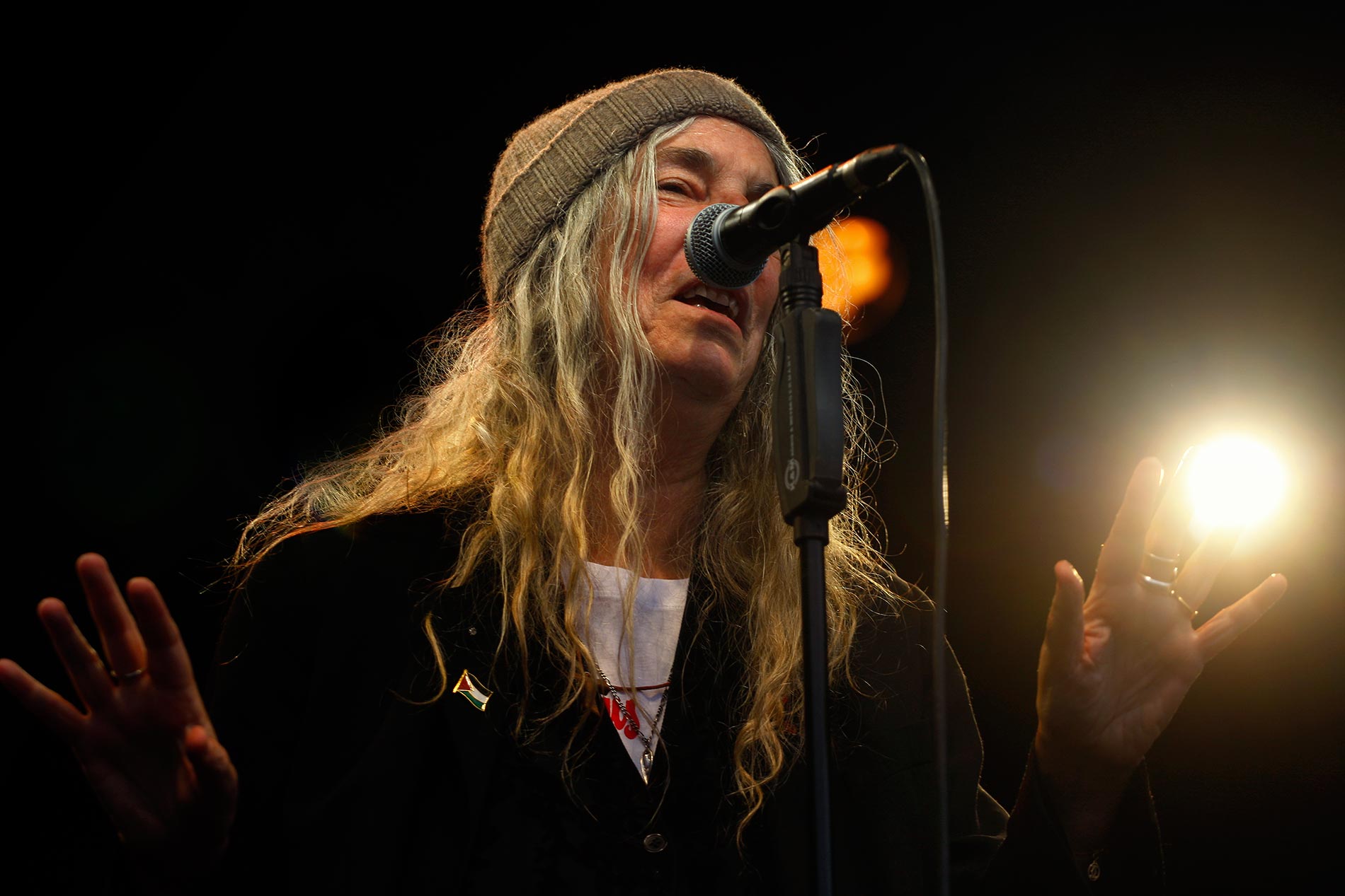 Patti Smith Brings Horses to the Water at Allas Pool | Finland Today | News in English