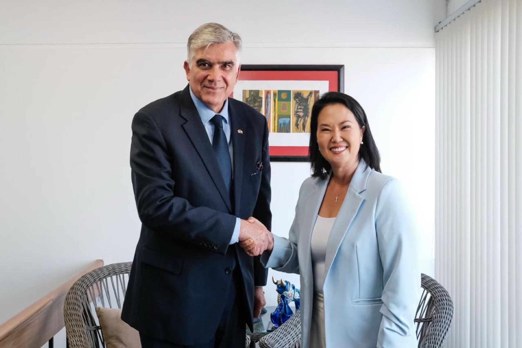 Peru: President-elect Fujimori meets with Chilean Ambassador
