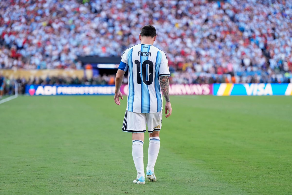 Photos of Lionel Messi at 6 World Cups from 2006 to today
