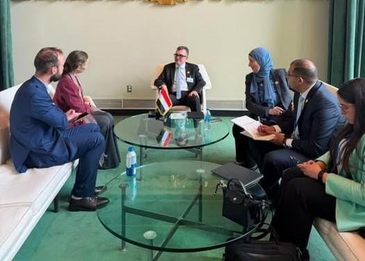 Planning minister discusses multidimensional poverty measurement with Oxford initiative
