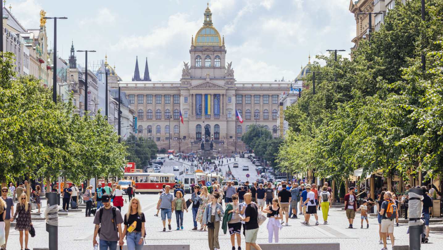 Prague population exceeds 1.4 million and keeps rising