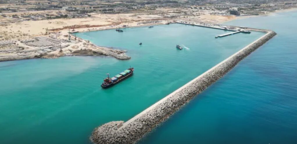 Progress of Construction on the Eastern Wharf at the Sirte Free Zone