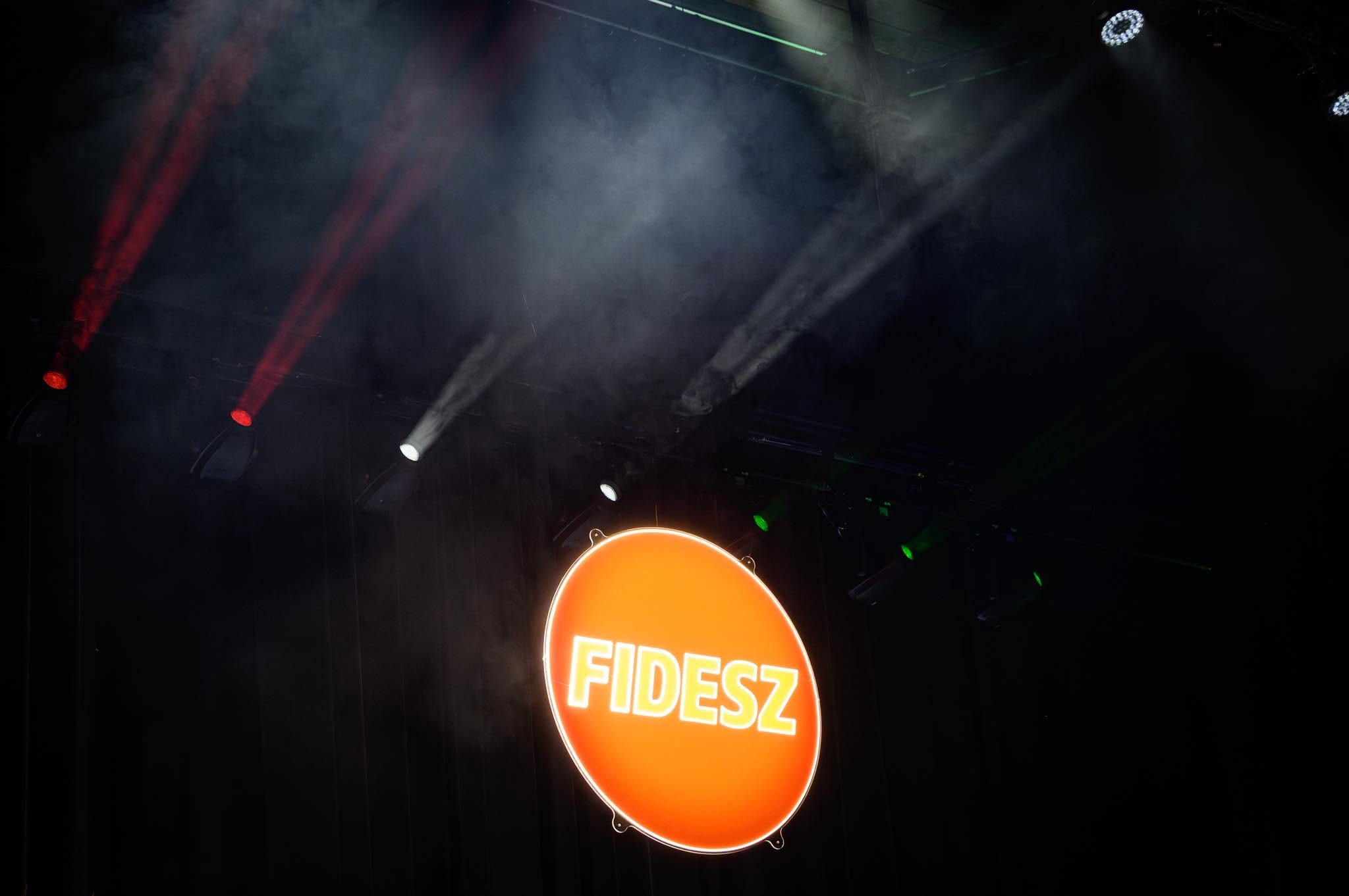 Prosecutors raid Fidesz servers in move party likens to communist era