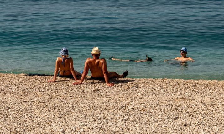 Red warnings issued as intense heatwave starts for parts of Croatia