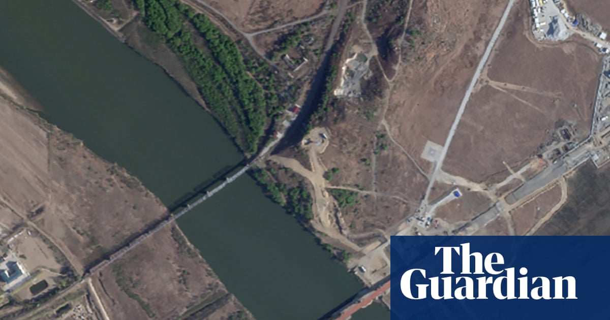 Russia and North Korea finalising first road crossing amid concerns it serves as Ukraine war supply route | Ukraine