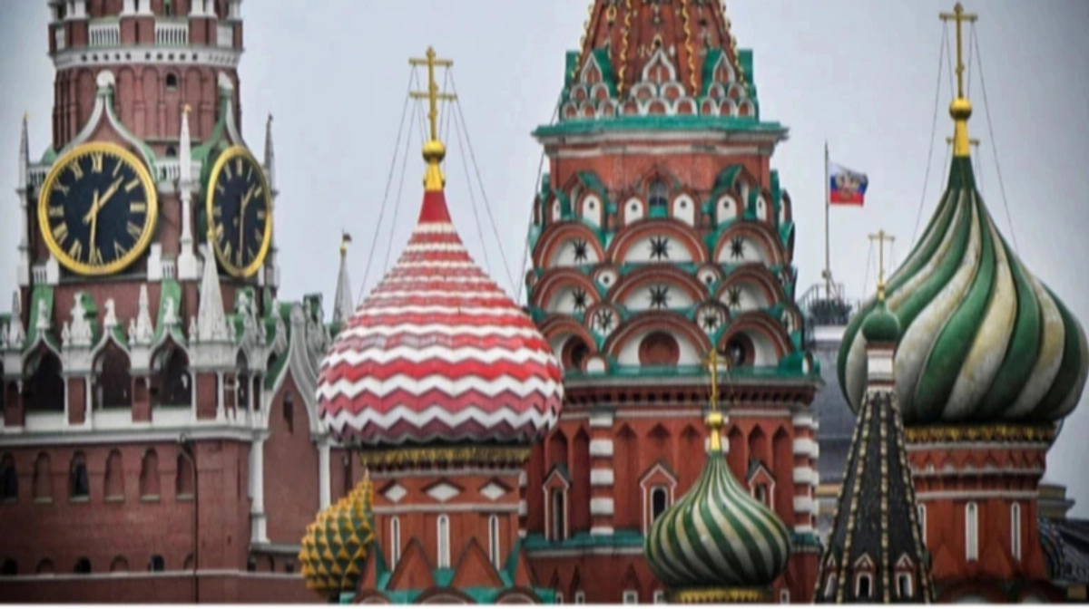Russia to seize property of government critics living abroad