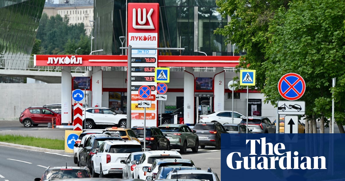 Russian cities feel the pinch amid worsening fuel shortages | Russia