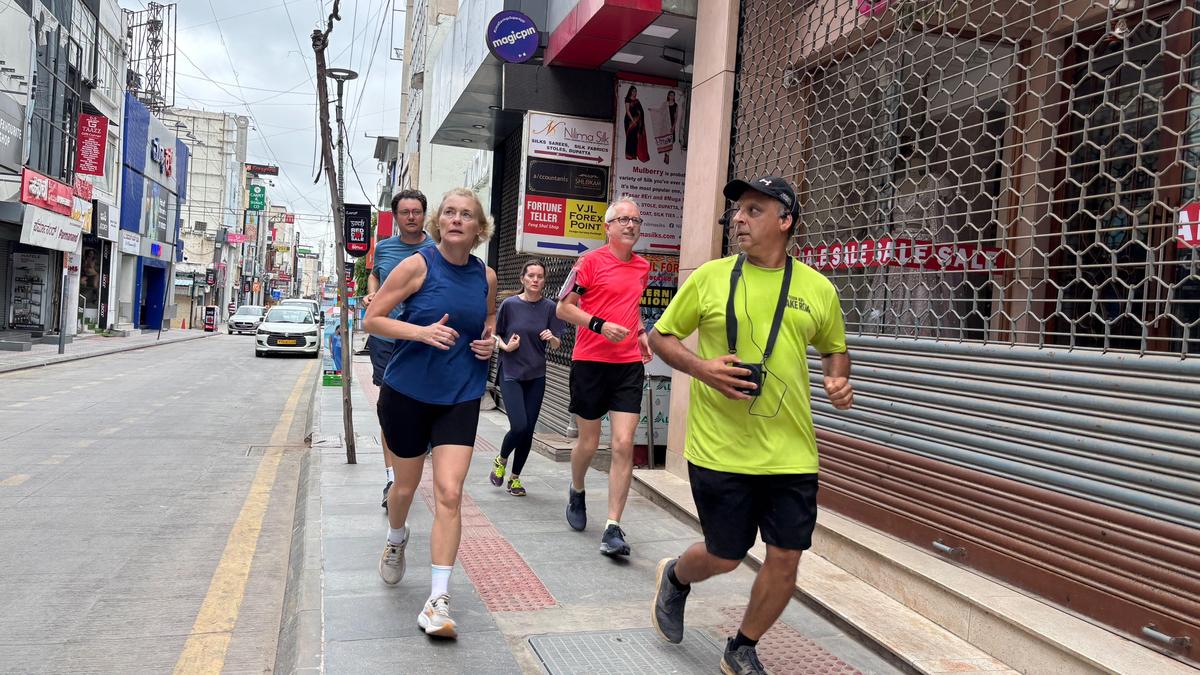 Safe footpath campaign in Bengaluru receives an unexpected Norwegian push