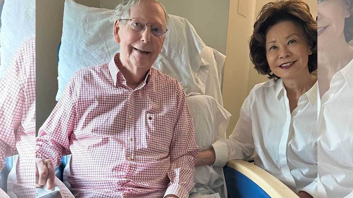 Sen. Mitch McConnell releases photo from hospital, breaking silence on health condition