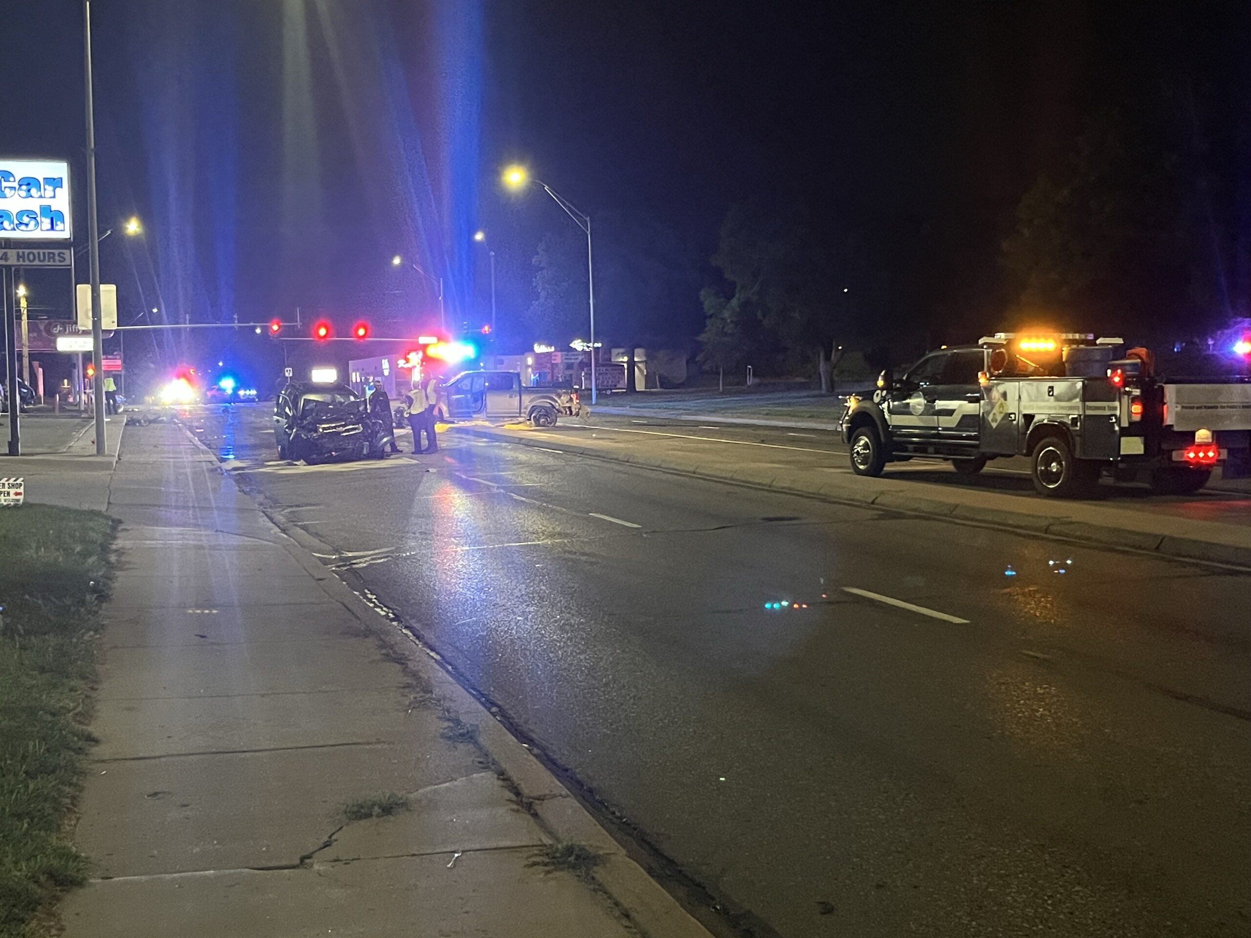 Serious crash sends two drivers to hospital, involves multiple vehicles in Lincoln