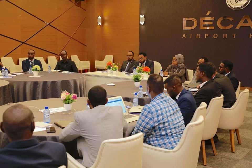 Somalia's Federal Budget Runs on Money Mogadishu Does Not Raise - Somali News in English