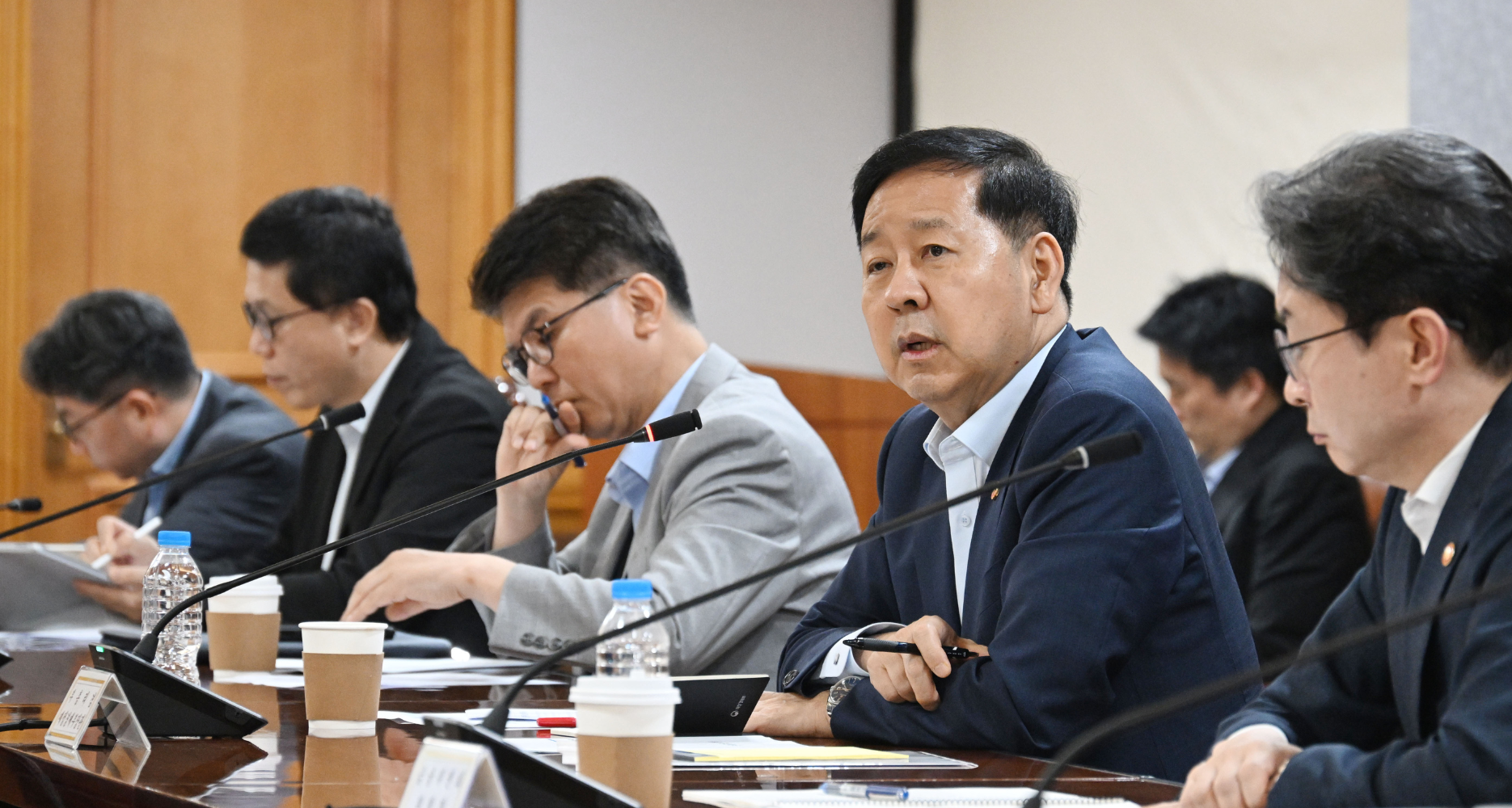 South Korea tightens single-stock leverage rules after rapid market surge