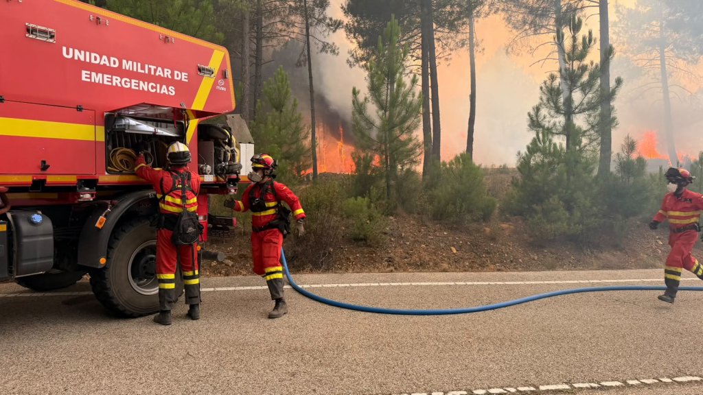 Spain's largest wildfire of 2026 spreads beyond 26,000 hectares as new heatwave fuels fears