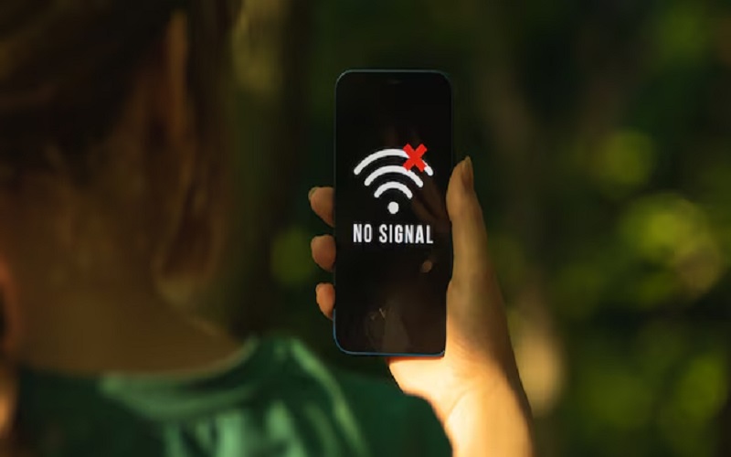 St. Vincent residents, visitors slam unbearable internet failures