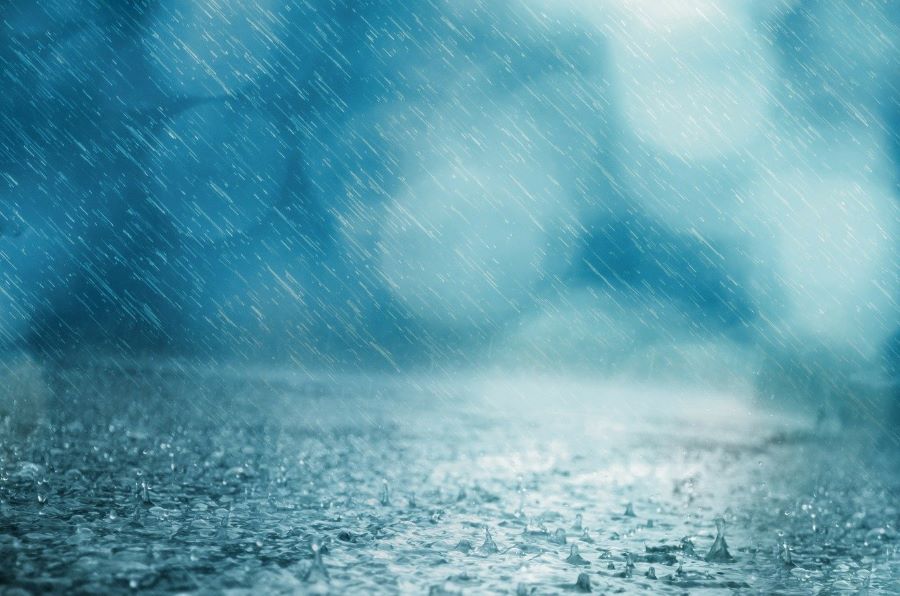 Storms follow heatwave Storms hit Lombardy region hard Storm warning