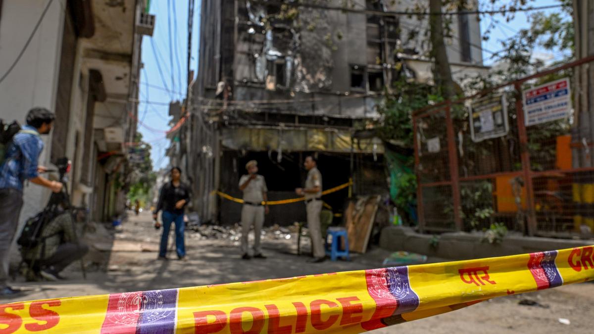 Supreme Court cites blazes in Delhi, Lucknow; questions civic bodies on unauthorised buildings