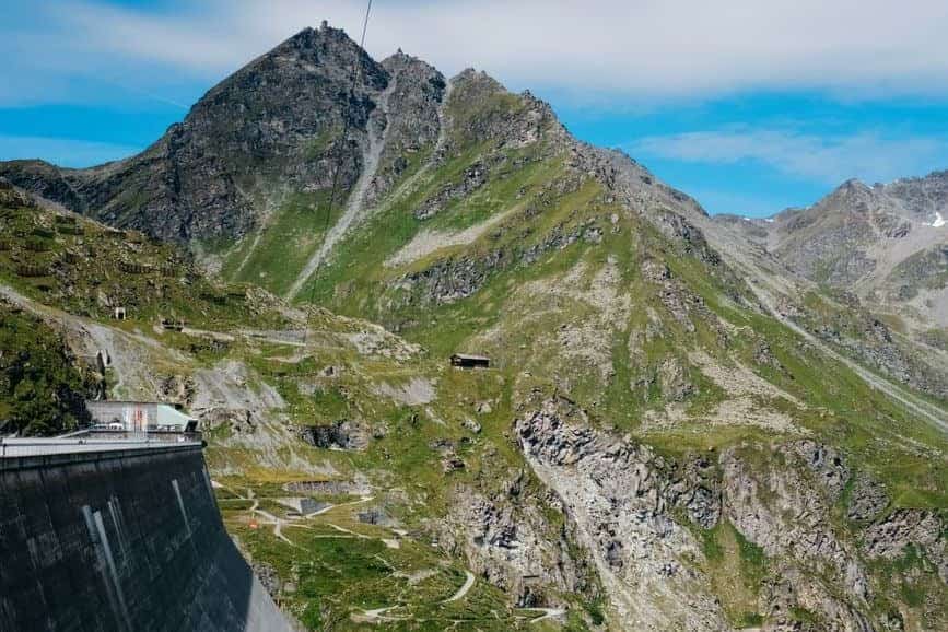 Swiss reservoirs at lowest level in two decades