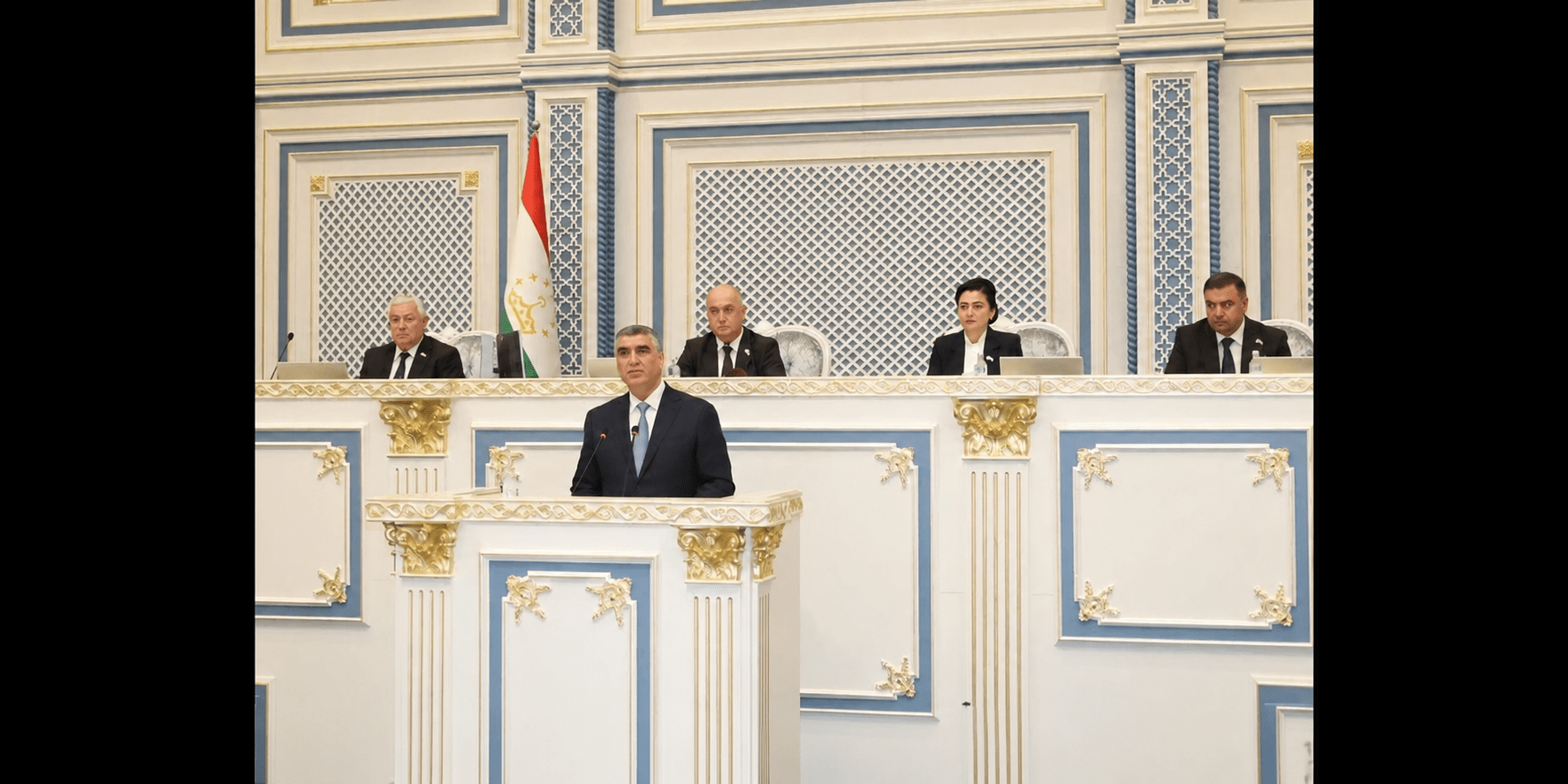 Tajikistan Frees Two Journalists as Press Freedom Concerns Persist