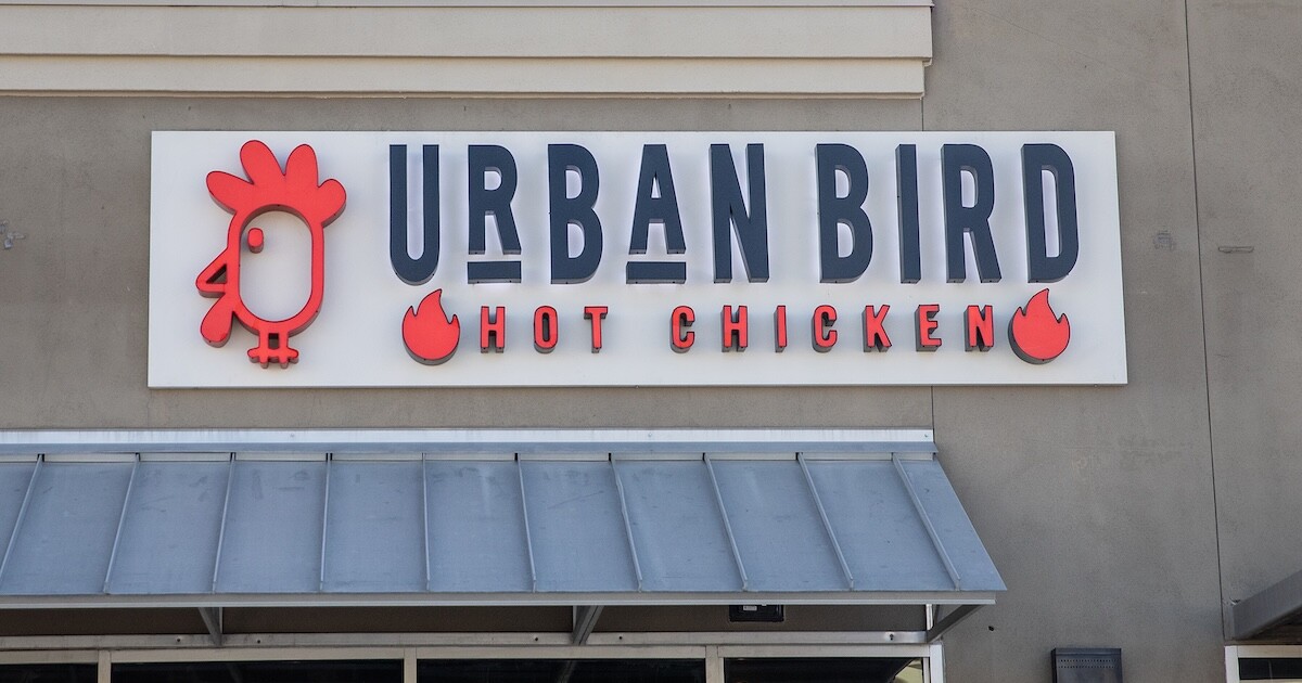Texas-based hot chicken chain seeks franchisees in Arizona