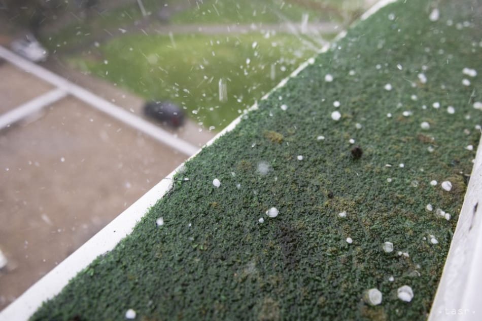 Three Villages in Kosice Region Declare Emergency Over Hailstorm Damage