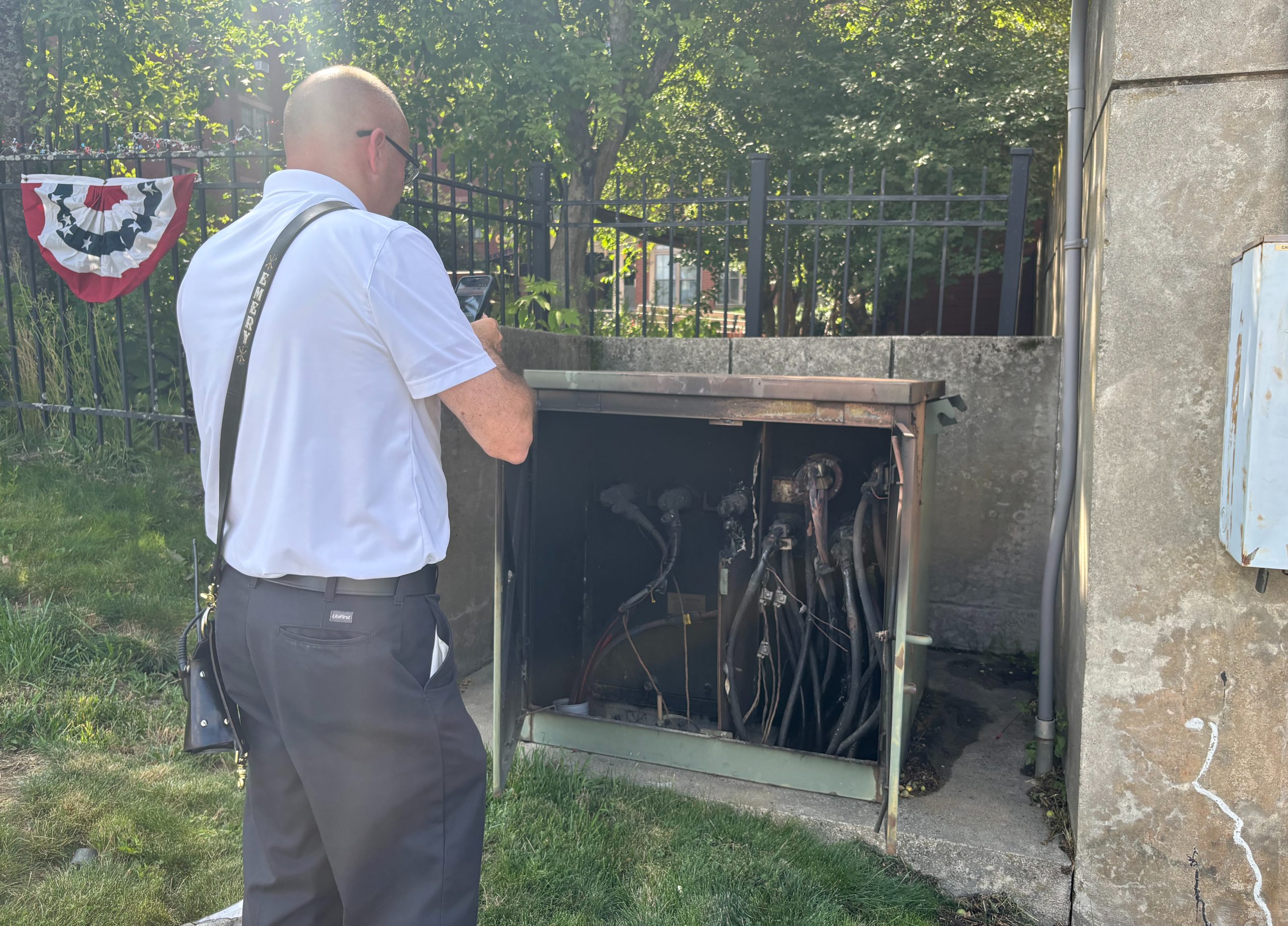Transformer fire knocks out power to downtown Bangor apartment building