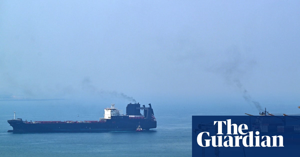 Trump again threatens to strike Iran’s power plants amid impasse over strait of Hormuz | US-Israel war on Iran