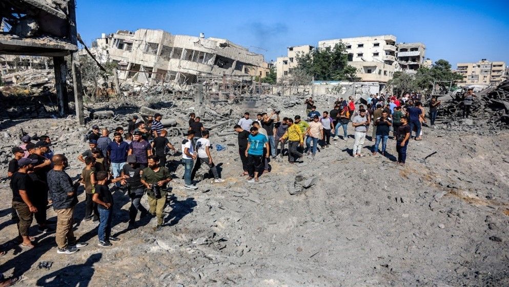 Two martyrs and 21 injured in the Gaza Strip over the past hou...